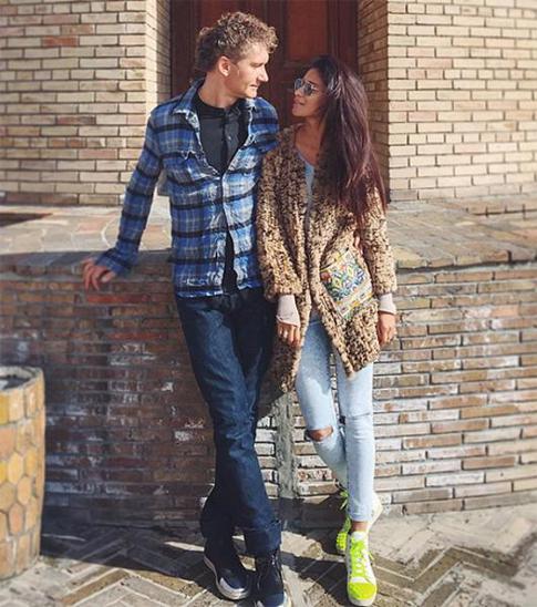 Равшана Куркова познакомила бабушку со своим возлюбленным Ильей Бачуриным