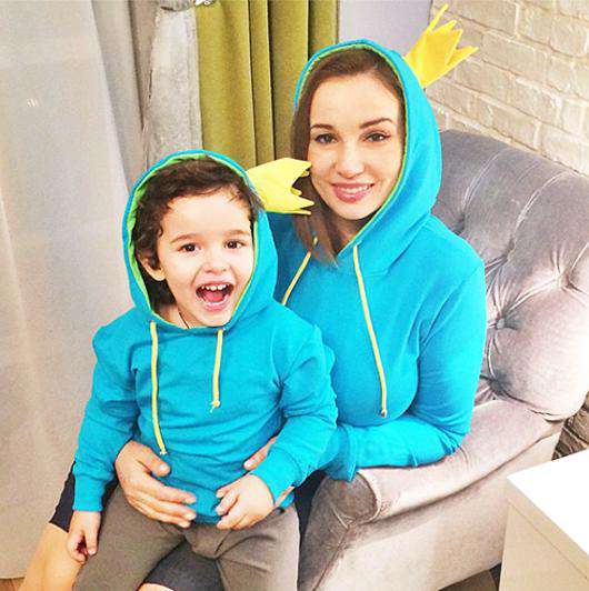 Анфиса Чехова с сыном. Фото: Instagram.com/achekhova.