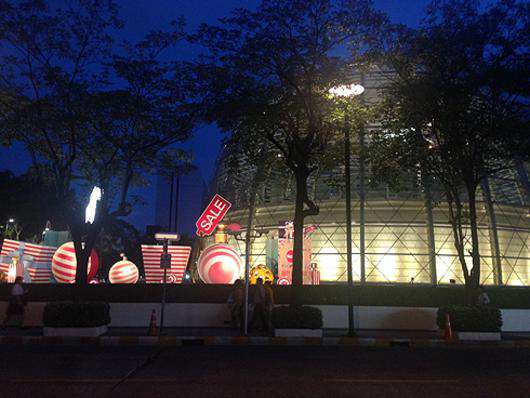 В период скидок Бангкок превращается в настоящий рай для шопоголиков.