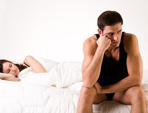 Удар ниже пояса: когда у мужчины начинается климакс?