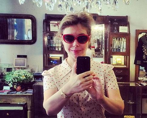 Божена Рынска спит на раскладушке?