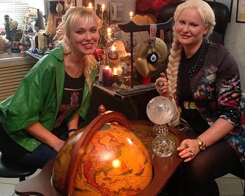 Юлия Шилова просит помощи у экстрасенса