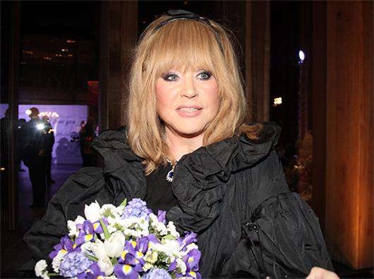 Алла Пугачева.