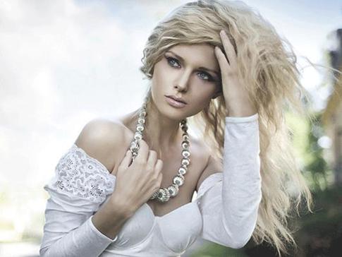 Используйте свои волосы как украшение