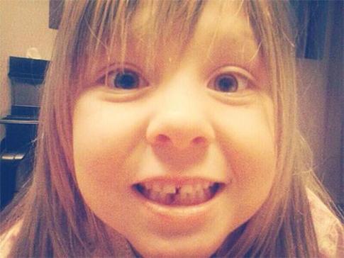 Дочь Глюк’оZы ждет зубную фею