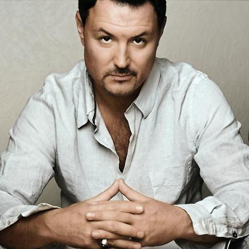 Максим Леонидов: «Нимб у жены есть, но сияет он только для меня»