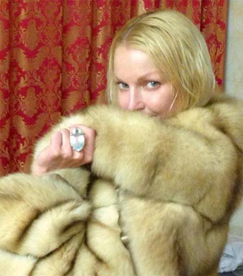 Анастасия Волочкова показала фото без макияжа