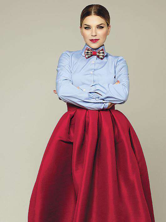 Телеведущая Липа.