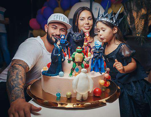 Джиган и Оксана Самойлова отпраздновали день рождения дочери. Фото: материалы пресс-служб.