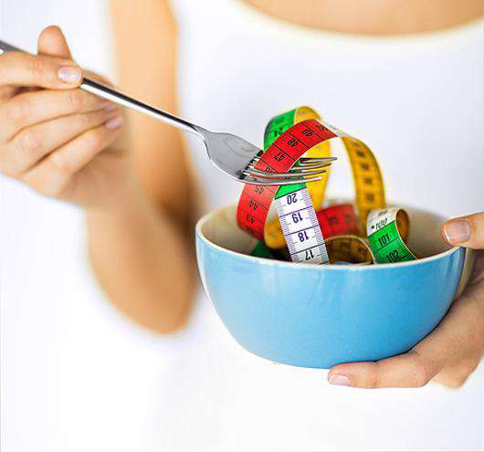 Обезжиренные продукты порой содержит еще больше калорий. Фото: Lori.ru. 
