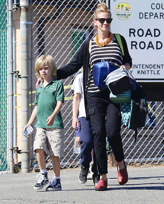 Джулия Робертс с детьми. Фото: All Over Press.