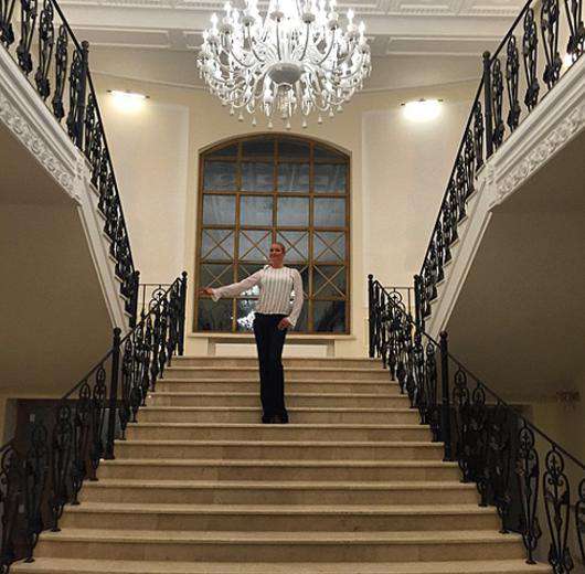 Сегодня Анастасия Волочкова переезжает в новый дом. Фото: Instagram.com/volochkova_art.