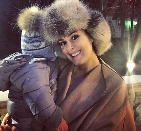 Мария Кожевникова выписывалась из роддома на шпильках