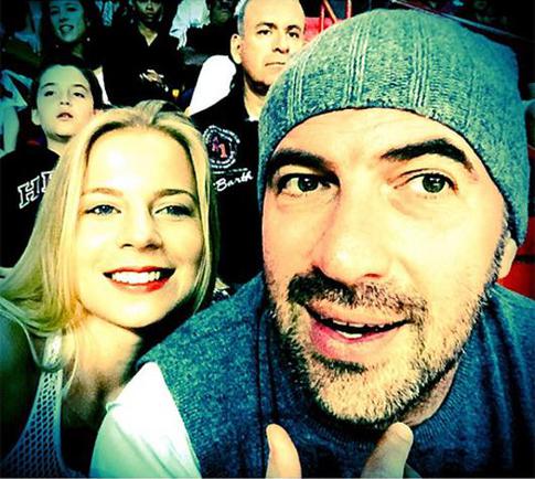 Девушка Ростислава Хаита выиграла соревнования на шесте