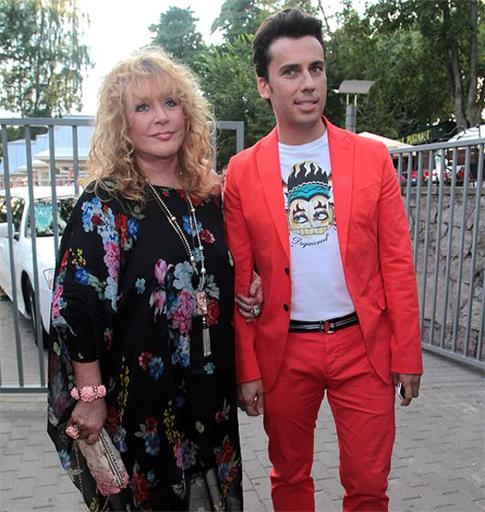 В Сети появились фото Максима Галкина с детьми