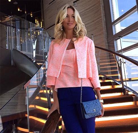 Лопырева показала единственное фото со свадьбы