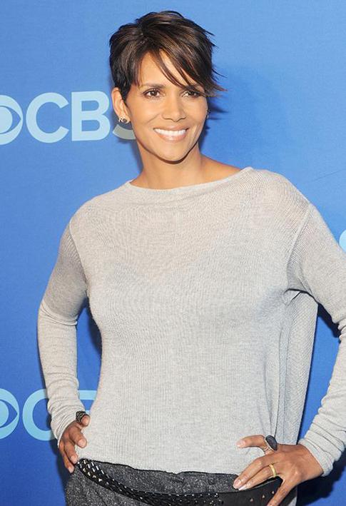 Хэлли Берри рассказала о позднем материнстве