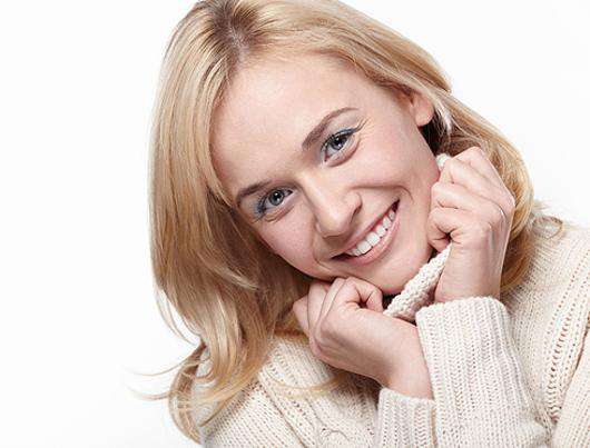 Зимний уход за кожей должен отличаться наличием питательных средств. Фото: Lori.ru.