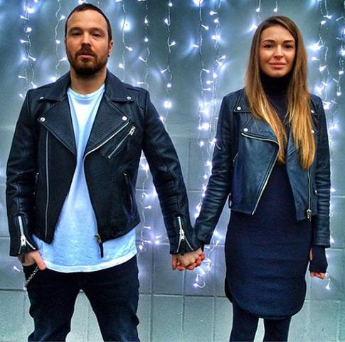 Агния Дитковските успокаивает поклонников