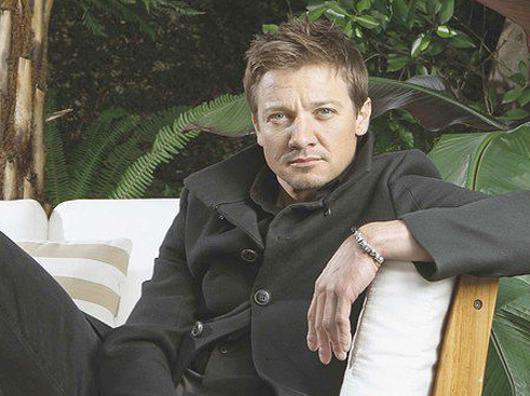 Джереми Реннер . Фото: Facebook.com/Jeremy-Renner.