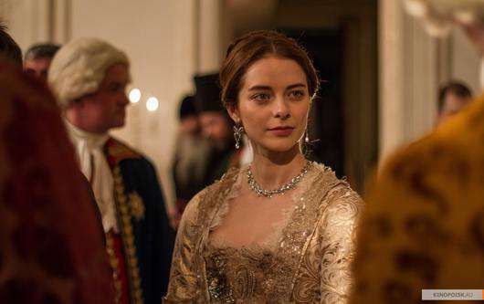 Марина считает, что роль императрицы Екатерины - настоящий подарок для любой актрисы. Фото: материалы пресс-служб. 