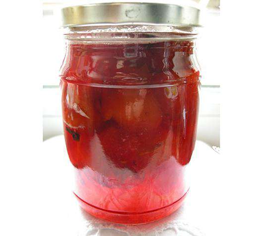 Десерт «Пьяная слива». Фото автора.