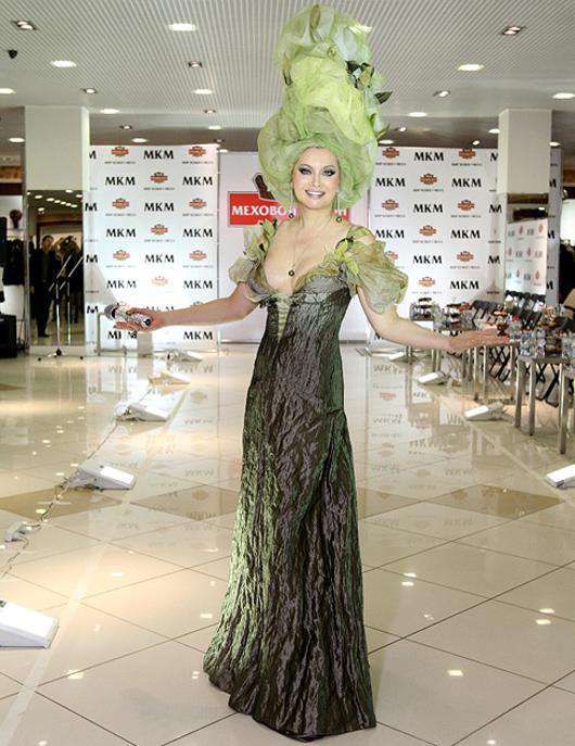 Лена Ленина.