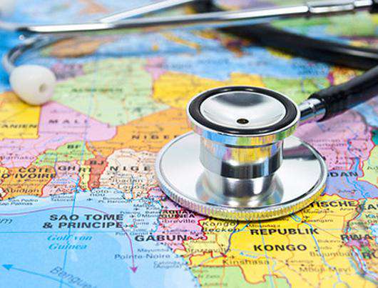 Перед путешествием в экзотическую страну лучше сделать прививки. Фото: Fotolia/PhotoXPress.ru.