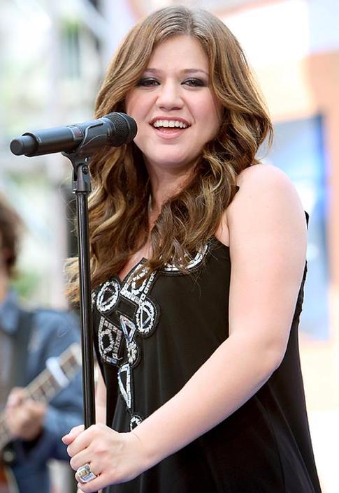 Келли Кларксон беременна