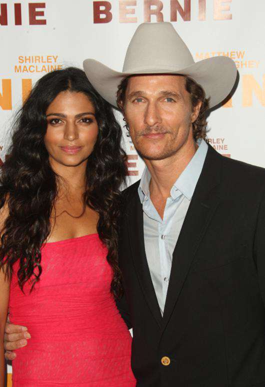 Мэтью Макконахью и его невеста. Фото: Fotodom.ru