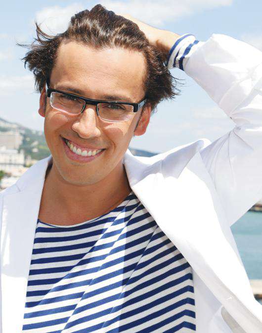 Максим Галкин принимает поздравления. 