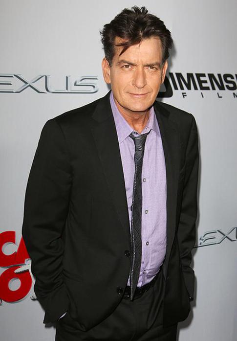 У Чарли Шина появилась внучка