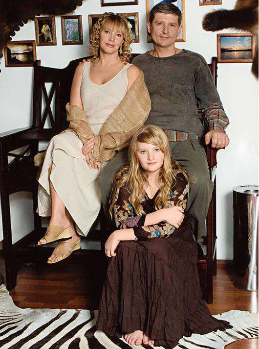 Елена Проклова с мужем и дочерью. Фото: личный архив Елены Прокловой.