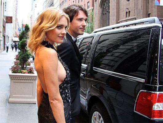 Наталья Водянова и ее бойфренд Антуана Арно. Фото: Facebook модели.