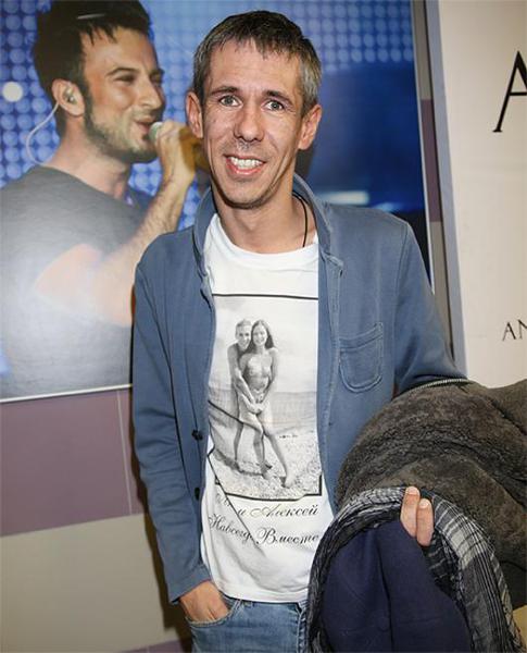 Алексей Панин поселился на вокзале, чтобы общаться с дочкой