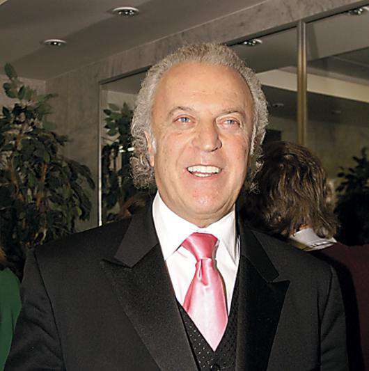 Илья Резник.