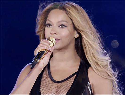 Бейонсе на финальном концерте. Фото: www.youtube.com.