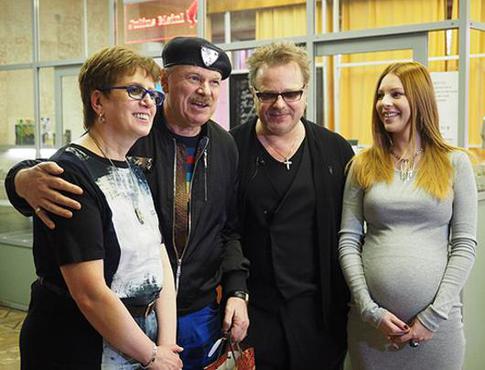 Владимир Пресняков сдал экзамен с помощью беременной супруги