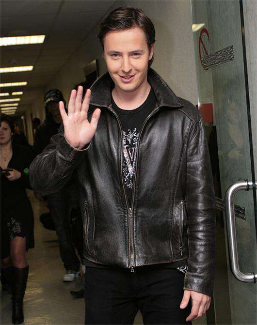 Певец Витас.