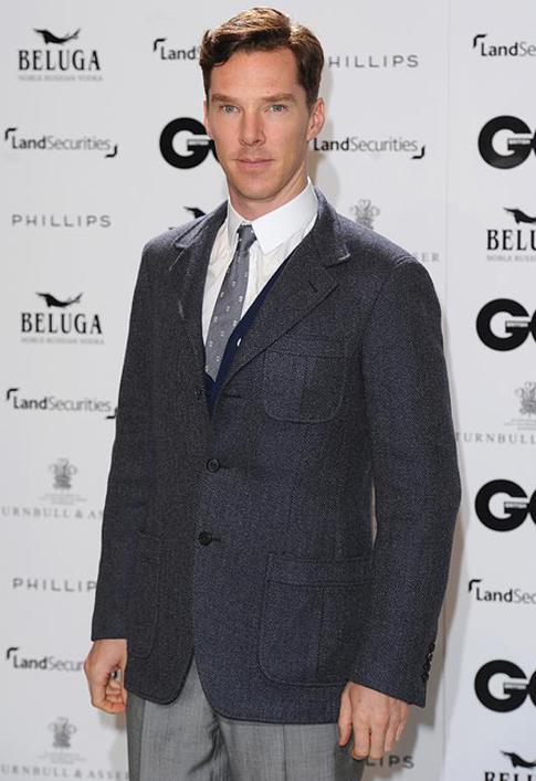 Бенедикт Камбербэтч снял шляпу перед бездомными