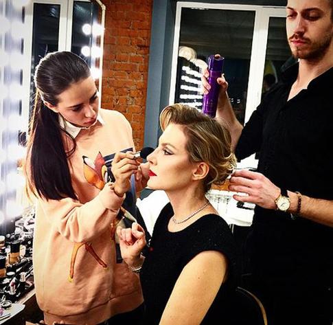 Рената Литвинова отметила день рождения в азиатском ресторане