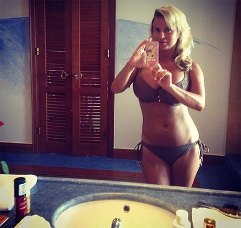 Анна Семенович поделилась секретом стройности