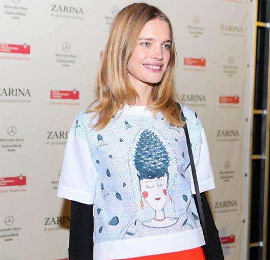 Наталья Водянова вновь улыбается. Фото: Instagram.com/zarina_fashion.