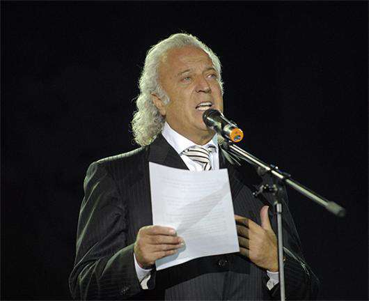 Илья Резник.