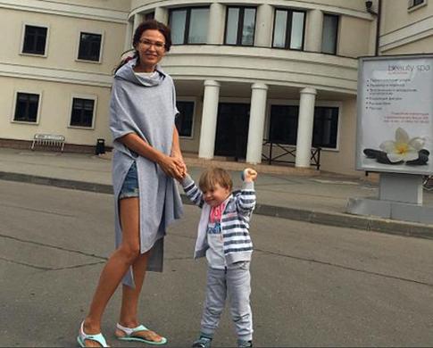 Эвелина Бледанс не может оправиться от стресса