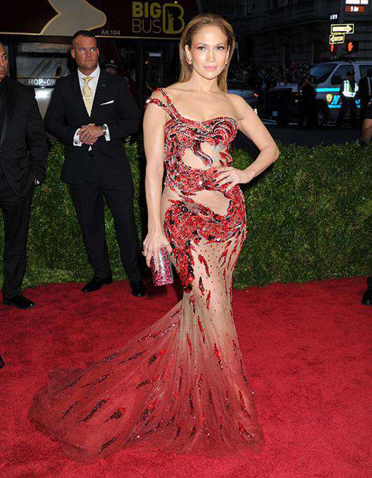 Дженнифер Лопес на Met Gala. Фото: Rex Features/Fotodom.ru.