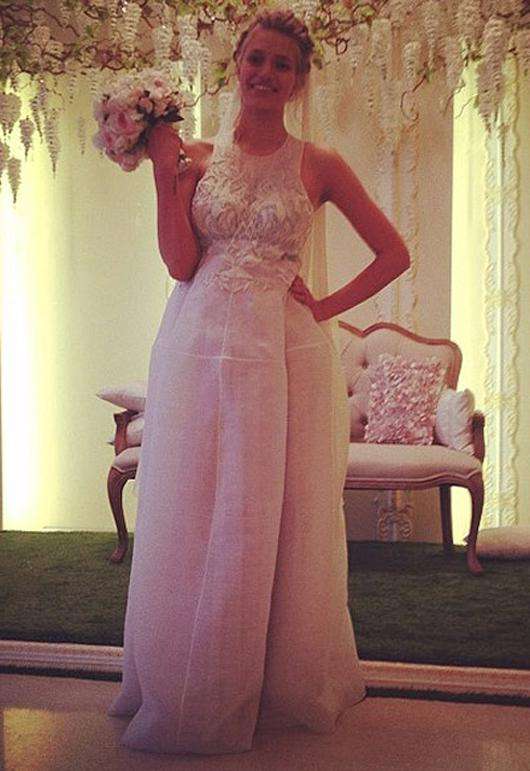 Алена Гайваненко в свадебном платье. Фото: Instagram.com.