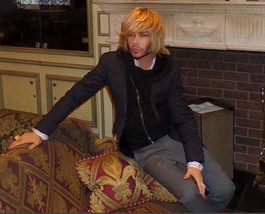 Всегда прислушивайтесь к мнению родителей и женитесь по любви!, - советует Сергей Зверев. Фото: Instagram.com/zverevserg.