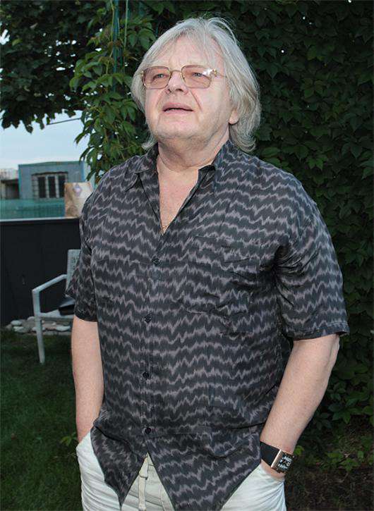 Юрий Антонов.