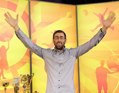 Учитесь располагать к себе людей